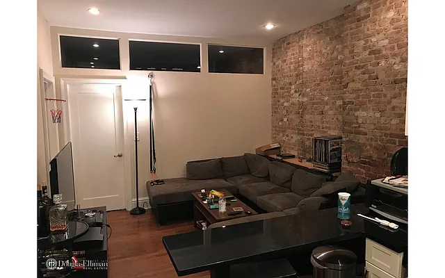 Rented by Douglas Elliman | media 51