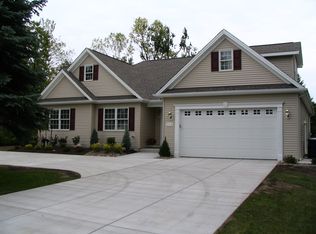 1189 Maple Rd, Williamsville, NY 14221