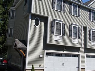 110 Smith St, Lowell, MA 01851