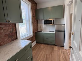 1401 S 2nd St #4, Louisville, KY 40208
