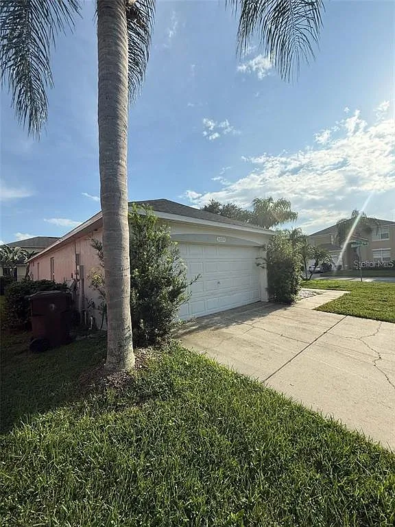 4 bed, 3.0 bath, 1546 sqft, $2,300 — Photo 4