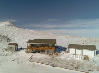 9100 Pinnacle Dr, Gillette, WY 82718
