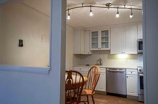 4th image of 4 Pembroke Dr Unit 4