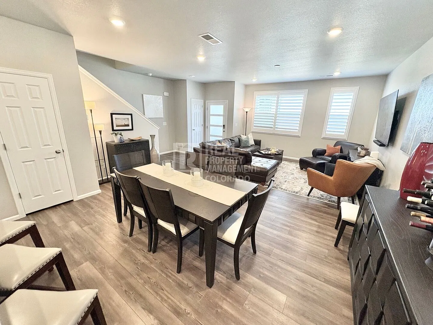 Modern 3-Bedroom Townhome with Solar Panels in Painted Prairie — Photo 4