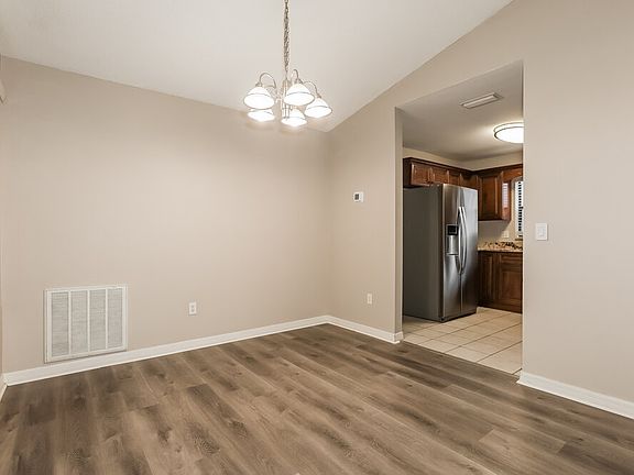 5th image of 1512 Blueteal Dr