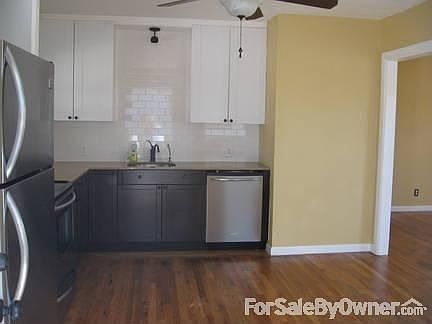 1st image of 505 E 11th St