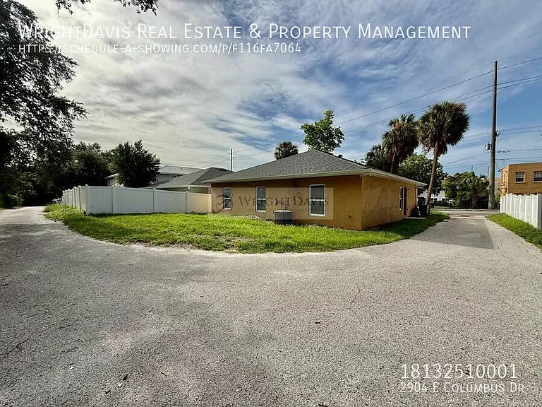 2904 E Columbus Dr — Photo 37