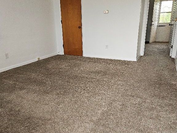 4th image of 2411 Broadmoor Dr #2411