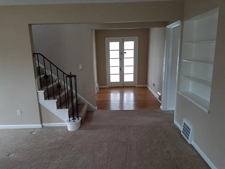 2057 Hampton Rd — Photo 5