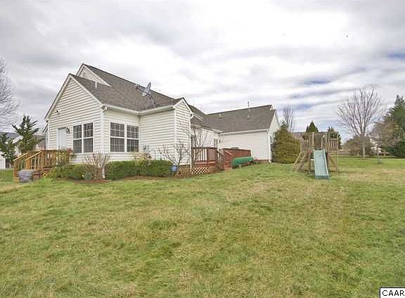 Huge back yard with playscape perfect for the kids