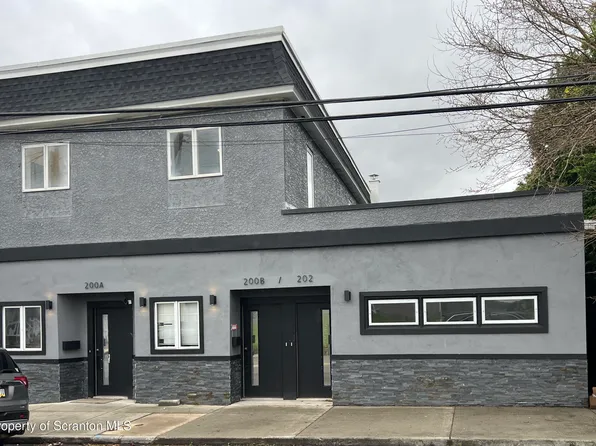 200 Oak St APT 2, Old Forge, PA 18518