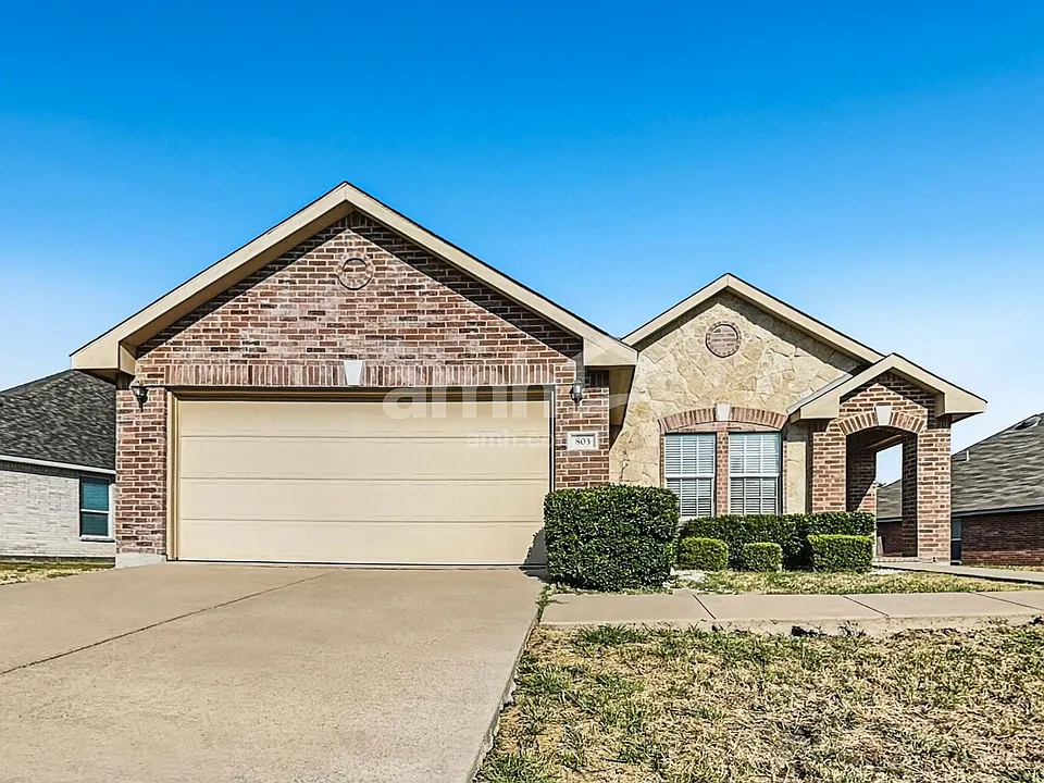 803 Windflower Dr