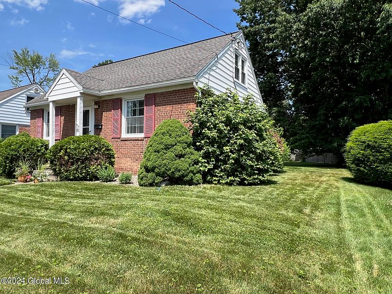 3rd image of 53 Reber Street