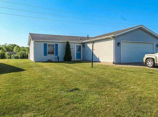 5623 Cave Creek Dr, Fort Wayne, IN 46825