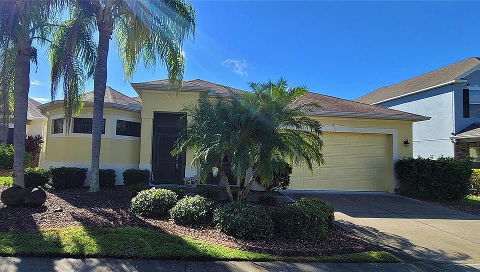 1st image of 24413 Lakeview Pl