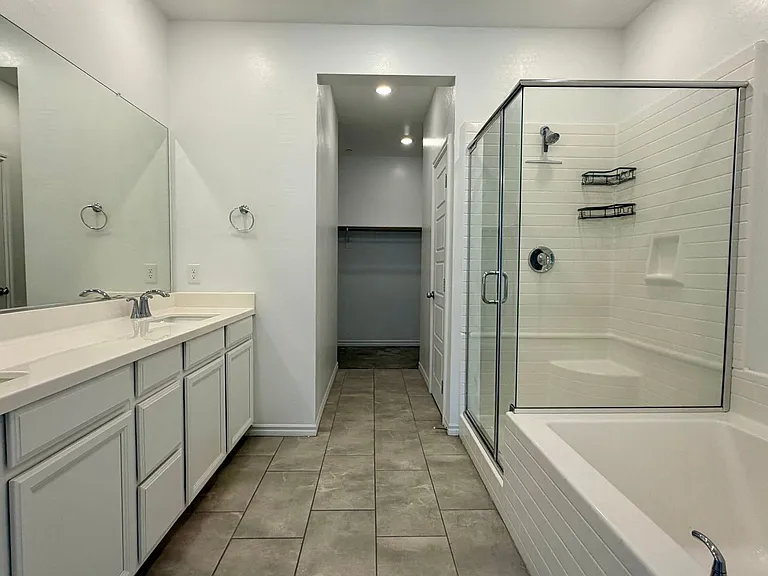7360 Decatur Blvd #3 — Photo 9