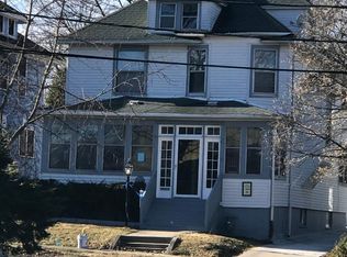 418 Steele Ct, Waukegan, IL 60085