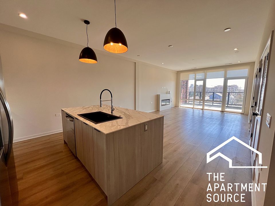 1st image of 6240 W Belmont Ave #2