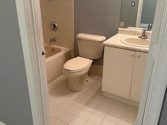 5th image of 3501 Shoma Dr
