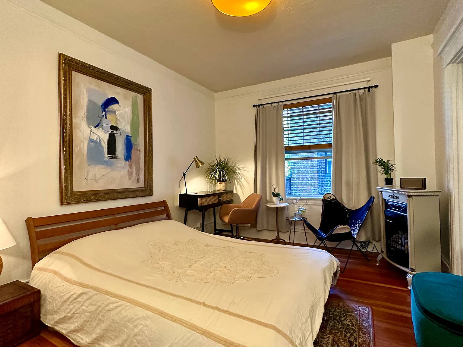 Studio, 400 sqft, $2,500 — Photo 2
