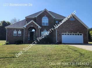 127 Redmeadow Dr, Advance, NC 27006