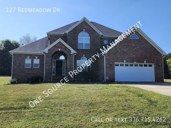 127 Redmeadow Dr
