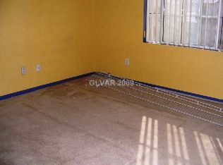 6326 Back Woods Rd, Las Vegas, NV 89142