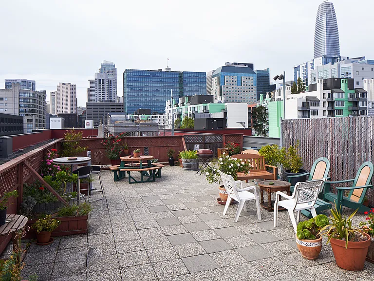 Yerba Buena Commons — Photo 15