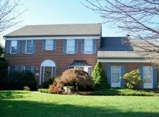 1980 Glendower Dr, Lancaster, PA 17601