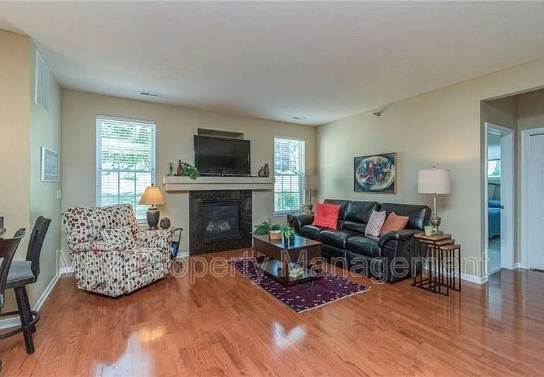 3031 Grand Ave #104 — Photo 8
