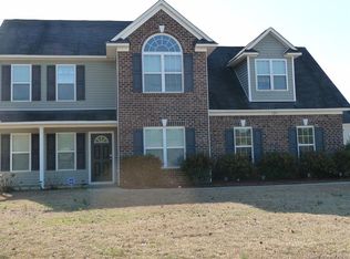 125 Cape Fear Rd, Raeford, NC 28376