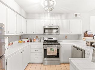 725 Wheat Ridge Ln UNIT 102, Las Vegas, NV 89145