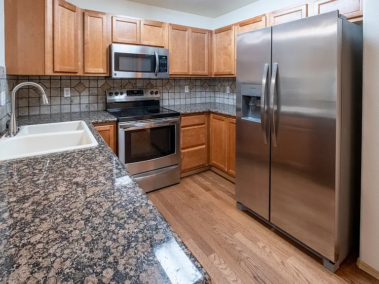 304 N Greensferry Rd #208 — Photo 3