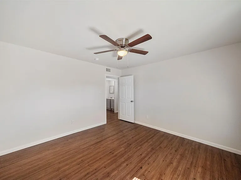 6403 Sloan St #1 — Photo 22