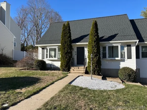 30 Regency Hill, Waterbury, CT 06708