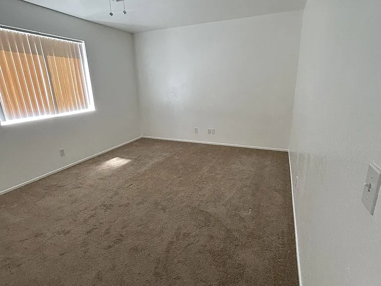1345 E Navajo Dr. — Photo 5