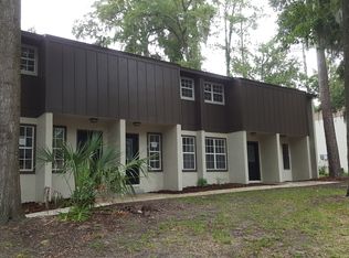 630 SW 10th Ln APT 2, Gainesville, FL 32601