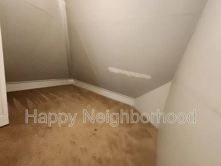 130 Bradley Ave #306 — Photo 8