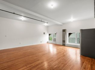 16 Manhattan Ave APT 4C, Brooklyn, NY 11206