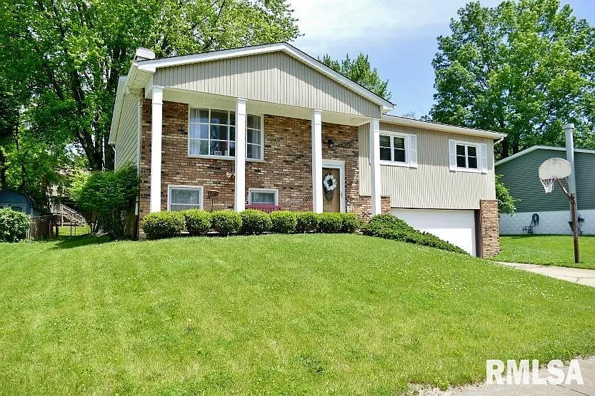 3325 W Brookside Dr photo 1
