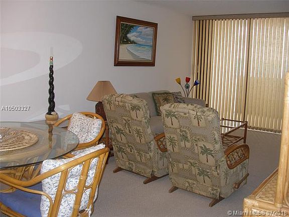 3rd image of 2625 Collins Ave APT 314