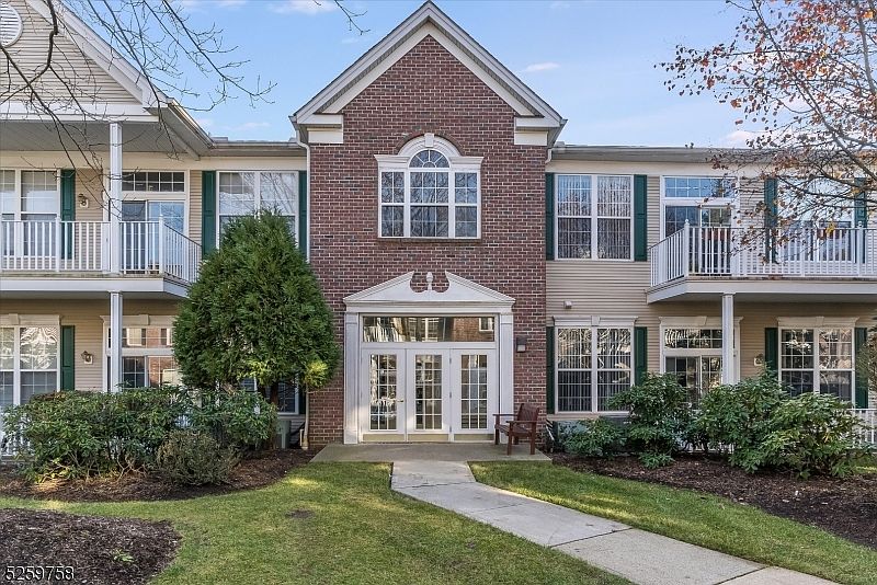 1st image of 315 Four Seasons Dr #315