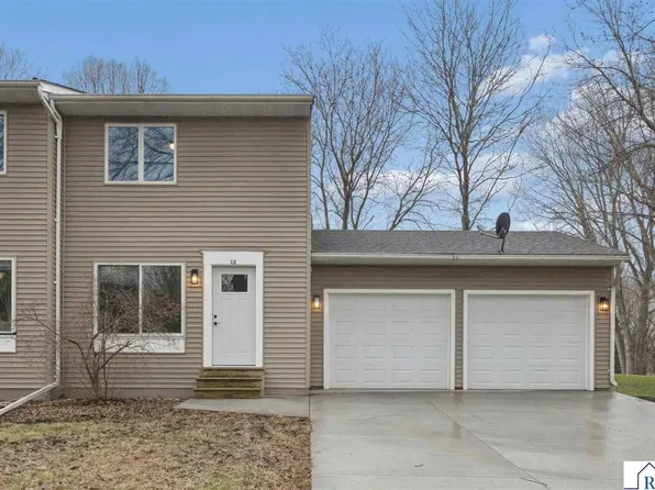 12 Piccadilly Pl, Mankato, MN 56001