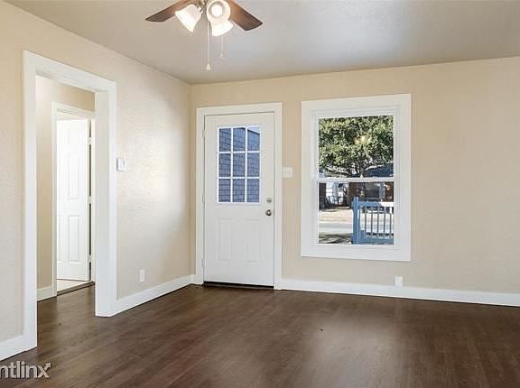 3rd image of 10614R Cayuga Dr