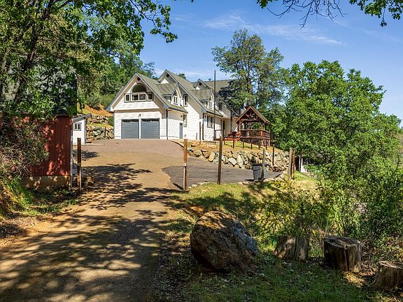 3rd image of 2213 Old Toll Rd