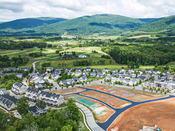 2042 Larkin Ave, Crozet, VA 22932