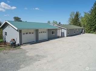 1902 Harts Lake Rd S, Roy, WA 98580