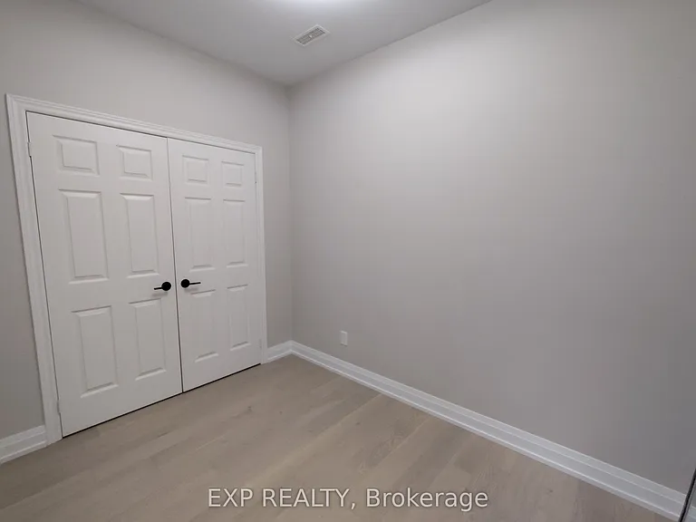 601 Adelaide St W — Photo 22