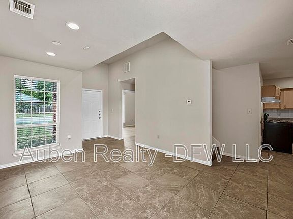 4th image of 902 Wentwood Dr