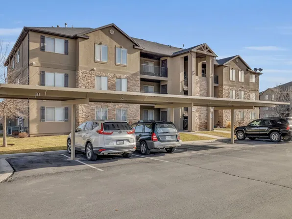 3585 E Rock Creek Rd #E8, Eagle Mountain, UT 84005